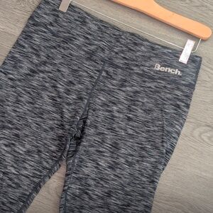 Grey and black thermal Bench leggings size medium.